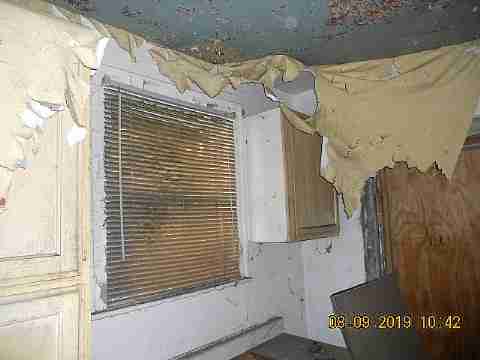 3264 Tyler (11)_m.jpg